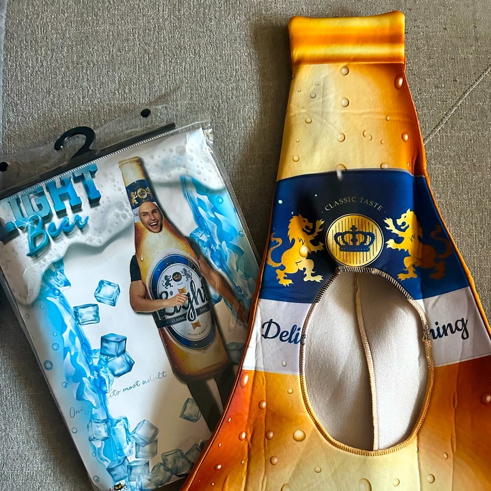 Beer bottle Halloween costume 🍺